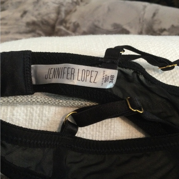 Bundle of 3 like sized bra/bralettes - Picture 7 of 9